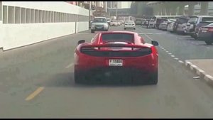 Mclaren MP4 12C в Абу-Даби, Дубай