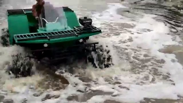 Квадроход "Абсолют". первое купание. смотреть онлайн