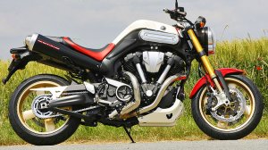 Yamaha MT-01 - Нейкед с Мега-Моментом (150 Н.м) !