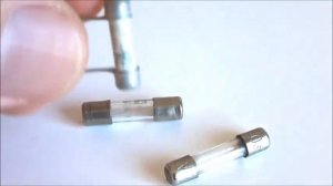 ⚒️ Почему НЕЛЬЗЯ ИСПОЛЬЗОВАТЬ старые плавкие ПРЕДОХРАНИТЕЛИ