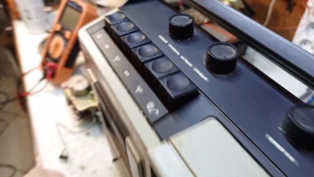 Стереомагнитофон "Весна-207" ищет добрые руки смотреть онлайн