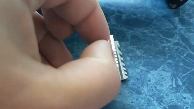 Смазка лезвий триммера. Где почистить смотреть онлайн