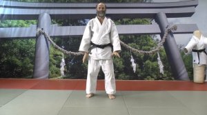 Тренировка дзюдо. Дзю-но ката без партнёра. Пять упражнений первого урока. Шаги и передвижения.