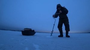 как сделать большую лунку малым ледобуром.