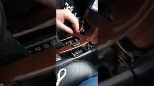 Как снять центральную консоль Nissan Maxima A32