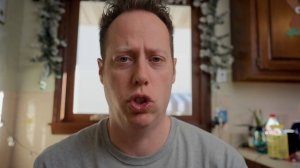 Best Sony E Mount Lens for Vlogging - Sony 20mm f1.8 vs Tamron 17-28mm f2.8