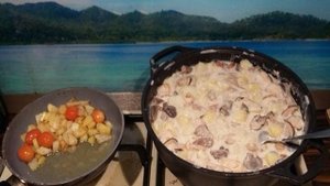 Грибная солянка с картошкой и сметаной