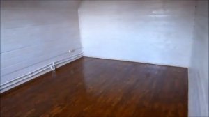 Полы покрыла яхтным лаком в один слой. Надо улучшать почву в огороде.