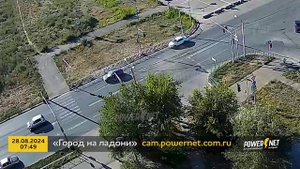 ДТП (авария г. Волжский) ул. Карбышева - ул. 87-й Гвардейской Дивизии 28-08-2024 07-49