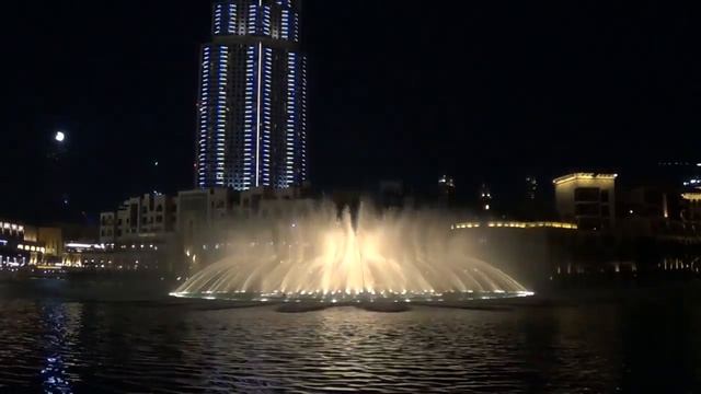 Поющие фонтаны в Дубае (3 мелодия) смотреть онлайн