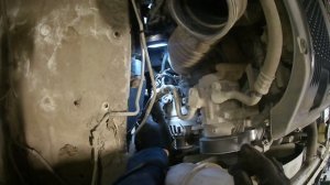 Toyota Hilux generátor csere. Alternator replacement.