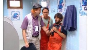 [Равшан и Джамшут хотели подсмотреть] [Играют в нарды] [Проиграли все деньги в автоматы] 2022