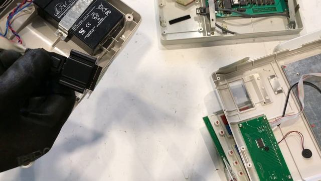 Сколько Денег в Кассе или Как Заработать на Разборе Кассового Аппарата! смотреть онлайн