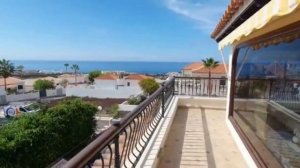 Недвижимость на Тенерифе: 6-спальная вилла в Callao Salvaje.