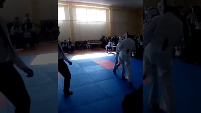 Удар в пах смотреть онлайн