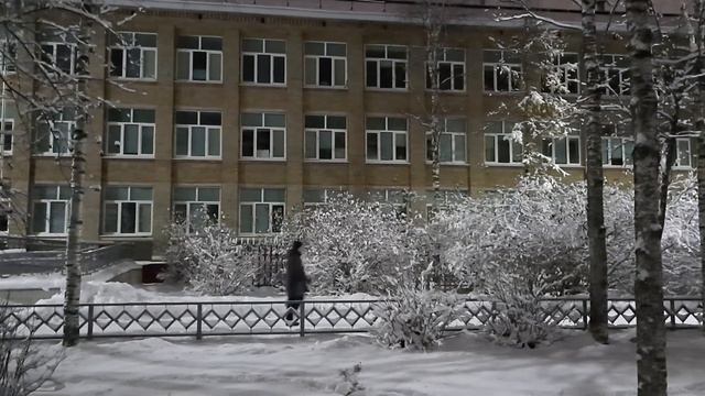 Ухта, Коми: завораживающий зимний пейзаж возле школы №3