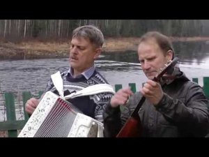 Старенькая церквушка! Алексей Медведев и Геннадий Аксёнов. Гармонь - это душа русского человека.