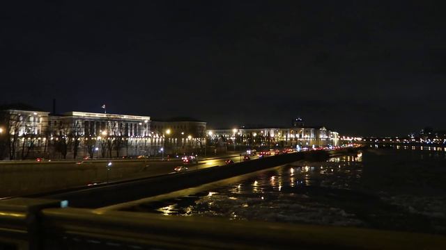 #СашаКира. Воскресенская набережная, Литейный мост, Пироговская набережная. 25 января 2021 г.