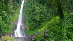 Bali: Gitgit Waterfall - Best of Bali famous natural attractions