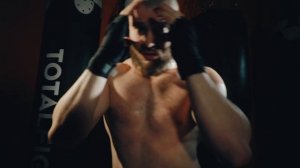 Мощная тренировка Александра Солдаткина на мешках серии «TOTALFIGHT»