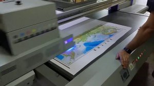 Планшетный УФ принтер Artis UVF2030 DG CE4