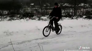 Дрифт на велике зимой