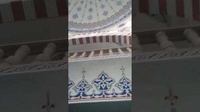 Бишкек шаары. Жал кичи районунун мечити. смотреть онлайн