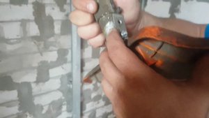 Востановление ножа для срезания лески на бензо-косе.