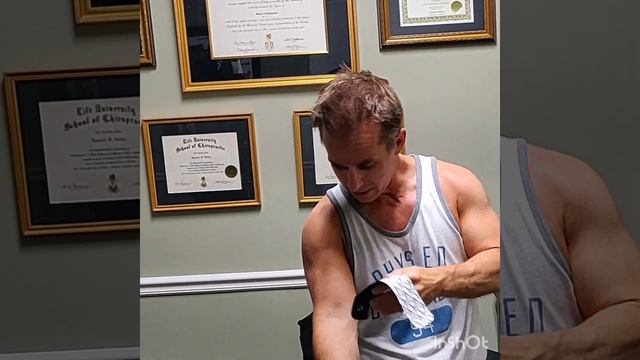Fix bicep shoulder pain with kinesiotape смотреть онлайн