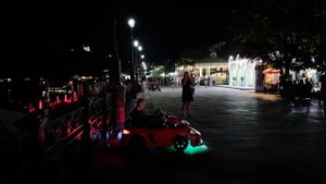 Вечерний Судак. Крым. Видео с прогулки в формате 4К.