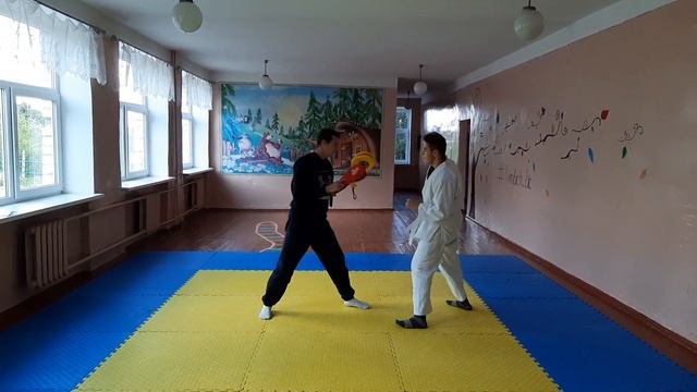 Айкидо Айкикай. Тренировки над ударами. Подростки. смотреть онлайн