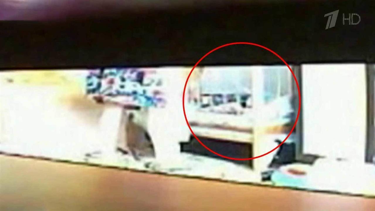 В Уфе следователи проверяют видео, на котором няня бьет годовалого ребенка