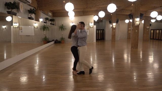 Learn Bachata Dance: Intermediate Steps #26 at Loga Dance School смотреть онлайн