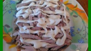 Салат с мясом и черносливом  Рецепт салата