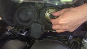 Ford Galaxy / S-Max H7 wechseln / Replacing Car Headlight Bulbs
