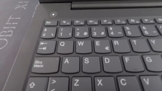 Review portátil Lenovo V130 cel N4000 смотреть онлайн