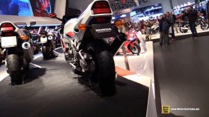 1992 Honda CBR900RR Fireblade - Walkaround - 2016 EICMA Milan