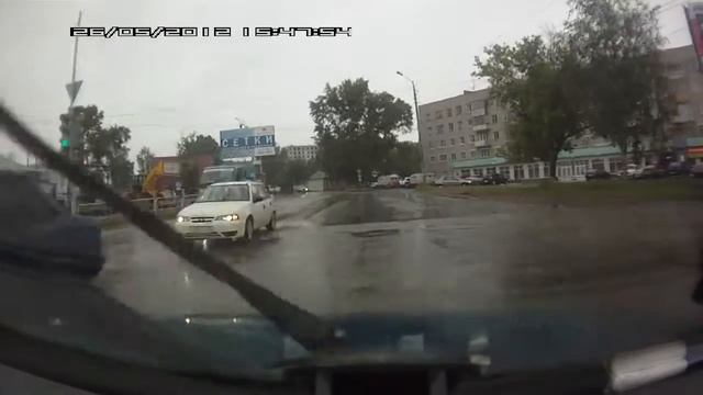 областная-азина ВАЗ 2114 гос. номер у019мн 18 регион смотреть онлайн