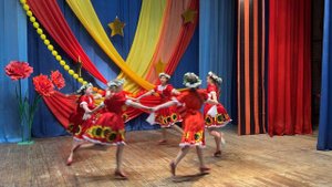 Танец "Четыре двора"