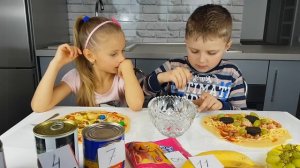 ПИЦЦА ЧЕЛЛЕНДЖ с сушеными Кальмарами и m&m // PIZZA CHALLENGE