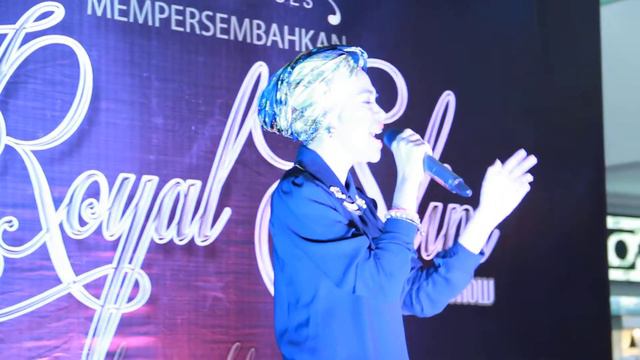 🔴Kamelia Syermain - Wrecking Ball | Star Parade Mall смотреть онлайн