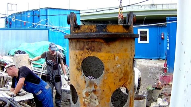 Дрейтеллер буровой установки Bauer BG 22 H смотреть онлайн