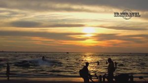 ПАНТАЙ СЕНАНГ САМЫЙ ПОПУЛЯРНЫЙ ПЛЯЖ - ОСТРОВ ЛАНГКАВИ МАЛАЙЗИЯ . PANTAI CENANG BEACH LANGKAWI.