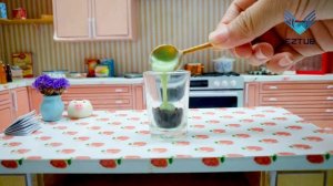 Experiment with Different Marshmallow Flavors: Crumble Oreo Marshmallow Green with Milk Jelly Recip