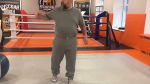 Вариант утиной походки в обуви. (Москва 2020)