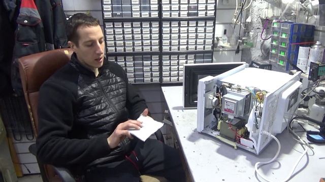 Не включается микроволновая печь! СВЧ не работает ремонт своими руками! смотреть онлайн