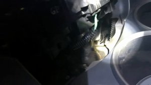 Снимаем ячейку Хонда фит 2003