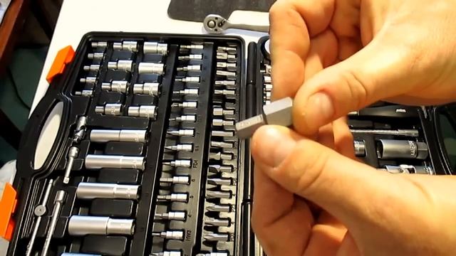 Набор головок с трещетками. Обзор. смотреть онлайн