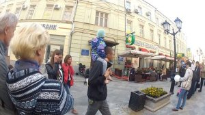 ДЕНЬ ГОРОДА 2013. "Я Люблю Москву!" Скрипач на ул. Кузнецкий мост