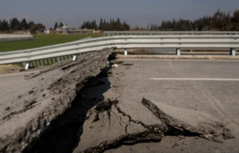 Землетрясение в Афганистане и Пакистане унесло жизни по меньшей мере девяти человек